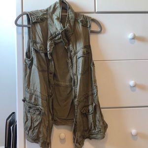 Max jeans green cargo vest